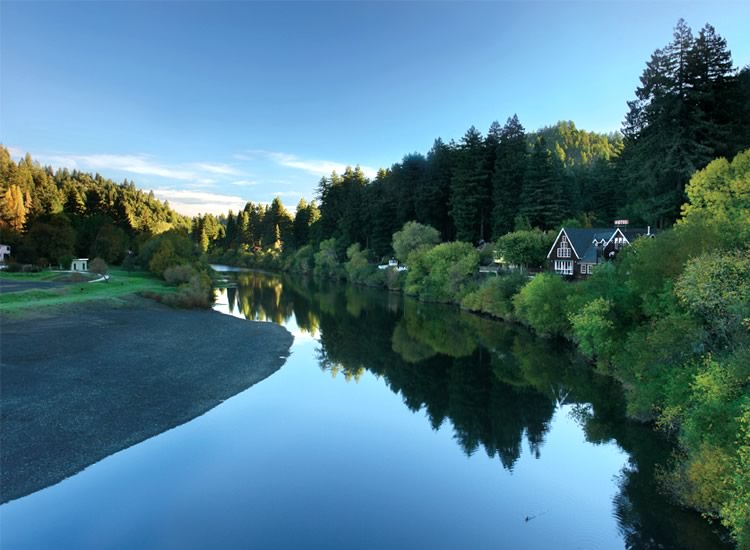 Highland Dell Lodge with Russian River Views